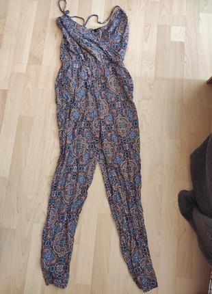 Комбинезон для небольшой женщины или девочки подростка