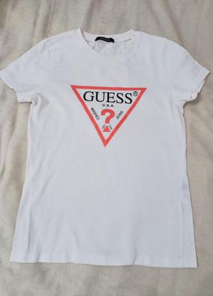 Белая футболка от гуess2 фото