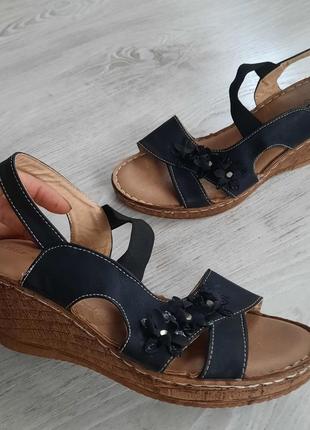 Босоножки на танкетке босоніжки сандали сандалии mix feel
