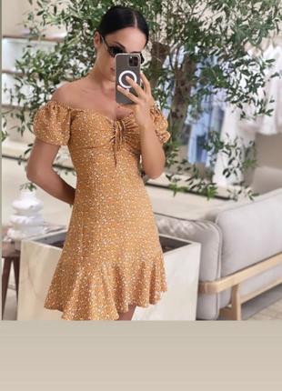 Летнее короткое платье мини в цветочный принт bunny boutique