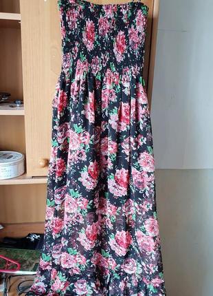 Платье разноцветное с открытым верхом