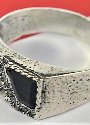 Кольцо перстень серебро 925 проба 7,24 грамма 21 размер