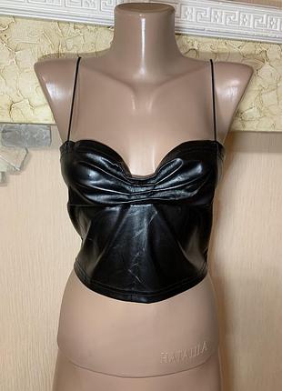 Кроп топ под кожу