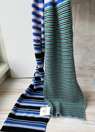 Кашемировый шарф из лимитированной коллаборации uniqlo х marni