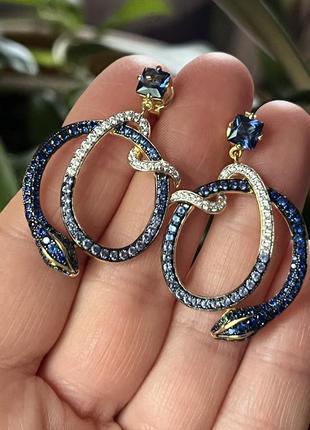 Серебряные серьги-конго змея 925 пробы с синей и зеленой шпинелью