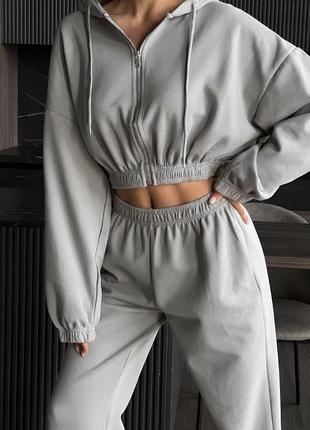 Трендовий костюм