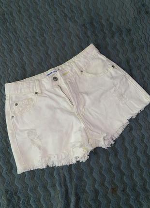 Шорти