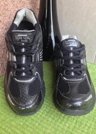 Кросівки тренувальні Нові шкіряні мешти skechers elite 36р (sn 11753)