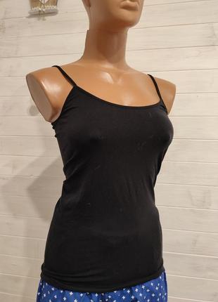 Безшовная жластичная маечка спагетти