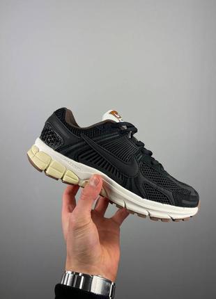 Кроссовки nike zoom vomero 5 5