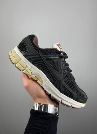 Кроссовки nike zoom vomero 5 2