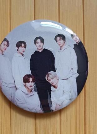 Значок енхайпен enhypen 5,6 см