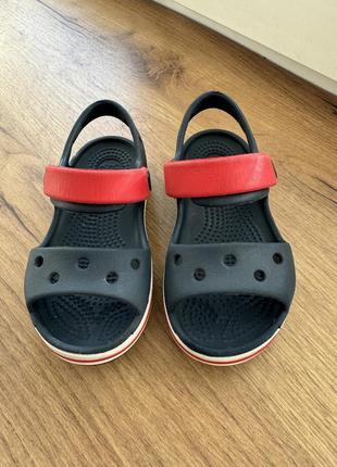 Crocs c7