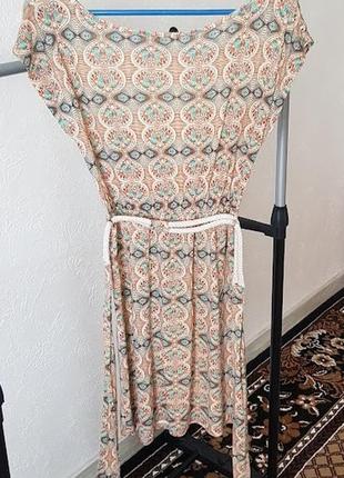 Летнее платье в орнамент xs 2