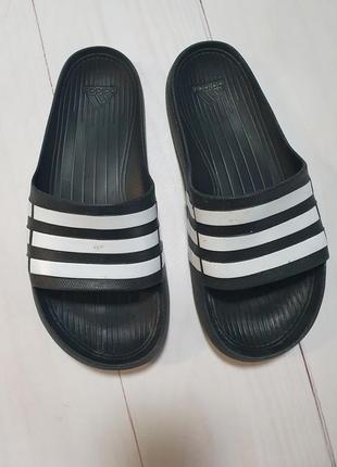 Шльпанці,тапки adidas duramo mens