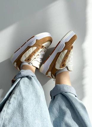 Жіночі кросівки adidas adi2000 brown