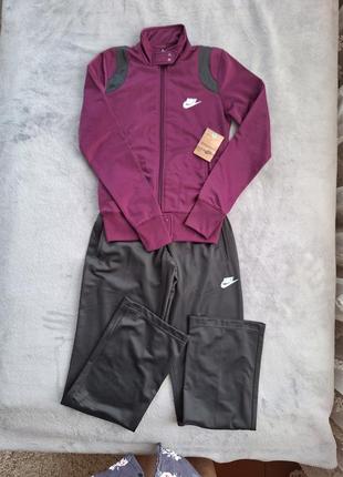 Спортивний костюм xs nike