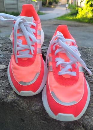 Дитячі кросівки adidas originals retropy