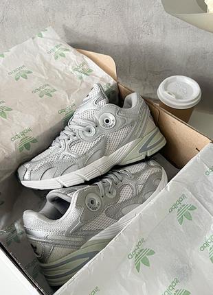 Жіночі кросівки adidas what astir grey