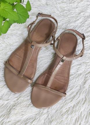 Босоножки braska
