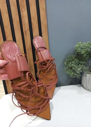 Стильные,фирменные, легкие, кожаные,итальянские,брендовые,оригинал,номерные,гладиатор, босоножки