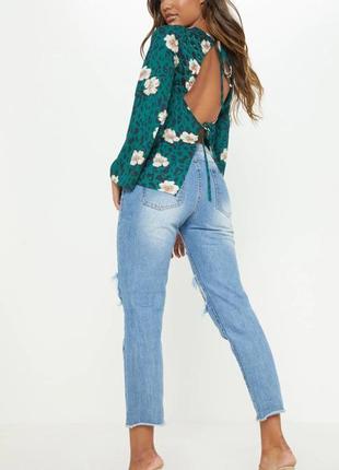 Брендовая ексклюзивная блуза с открытой спиной prettylittlething цветы этикетка