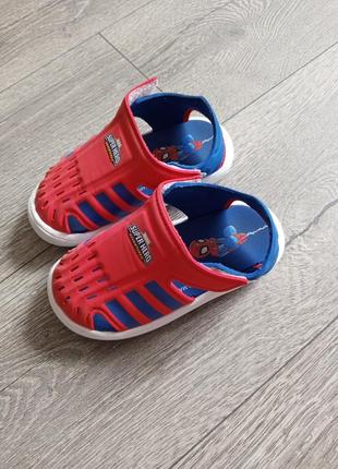 Босоніжки на хлопчика