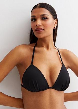 Бикини new look черного формованного треугольника черный литой треугольный топ бикини