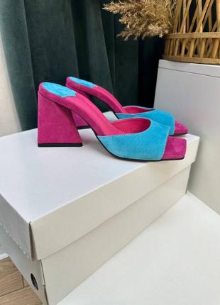 Замшевые сабо шлепанцы на каблуке голубые с малиновым фуксия цвет на выбор3 фото