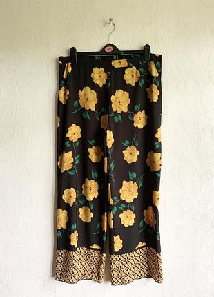 Красивые легкие брюки