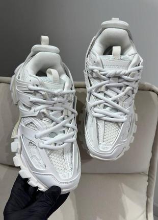 Білі кросівки в стилі balenciaga track баленсиага трек8 фото