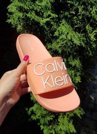 Шльопки calvin klein