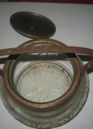 Старинная сахарница