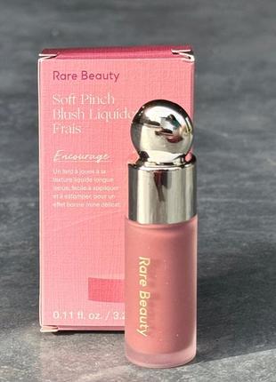 Румяна rare beauty by selena gomez soft pinch liquid blush, оттенок encourage, 3.2 мл оригинал1 фото