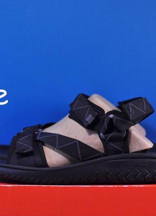 Кросівки жіночі Skechers Stretch Fit