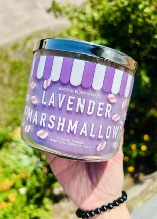 Свічка на 3 гноти lavender marshmallow від bath&body works