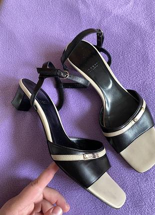 Босоножки сандали женские