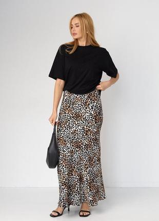 Атласная юбка с леопардовым принтом5 фото