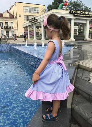 Платье с открытой спинкой