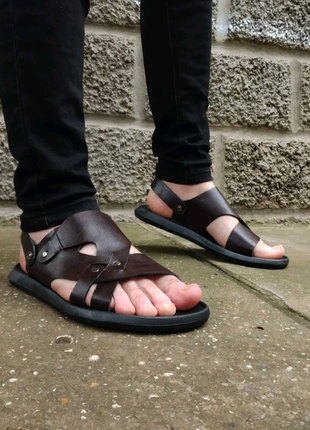 Сандалії