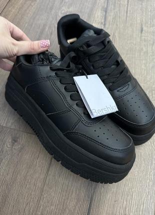 Кроссовки bershka 38 размер