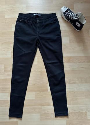 Джинси levis