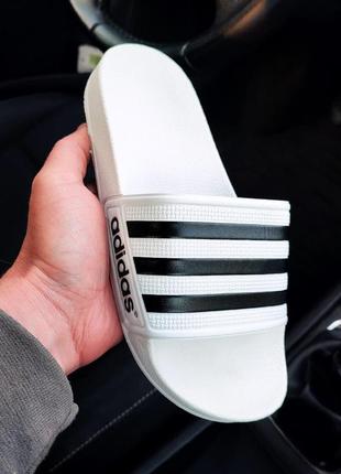 Шльопанці adidas білі з чорним (жіночі/чоловічі) шльопки адідас шкіра шкіряні весняні літні