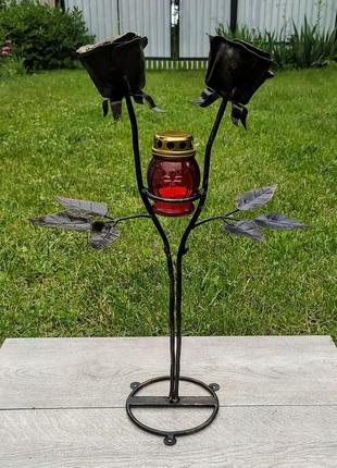 Троянди з металу