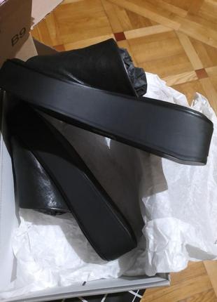 Кожаные шлёпанцы на платформе vagabond courtney