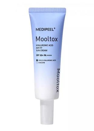 Сонцезахисний крем для обличчя medi-peel mooltox hyaluronic air fit sun cream spf 50+ pa++