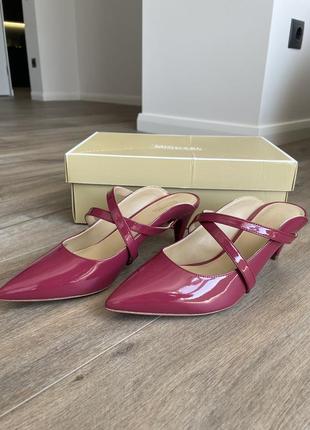 Босоніжки мюлі michael kors 37 розмір устілка 24,5