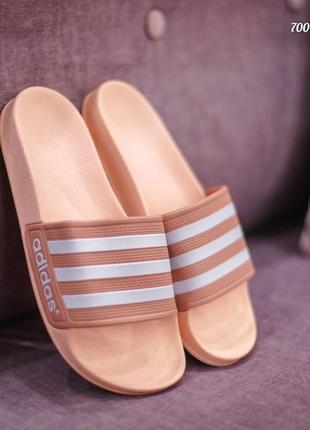 Шлепанцы adidas пудровые женские розовые шлепки адидас кожа кожа кожа кожаные весенние летние отменное качество
