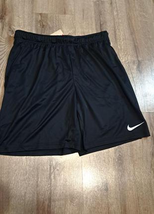 Шорти nike