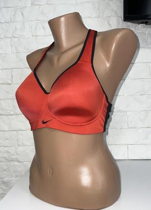 Спортивный оригинальный бюстгальтер, топ nike dri-fit3 фото